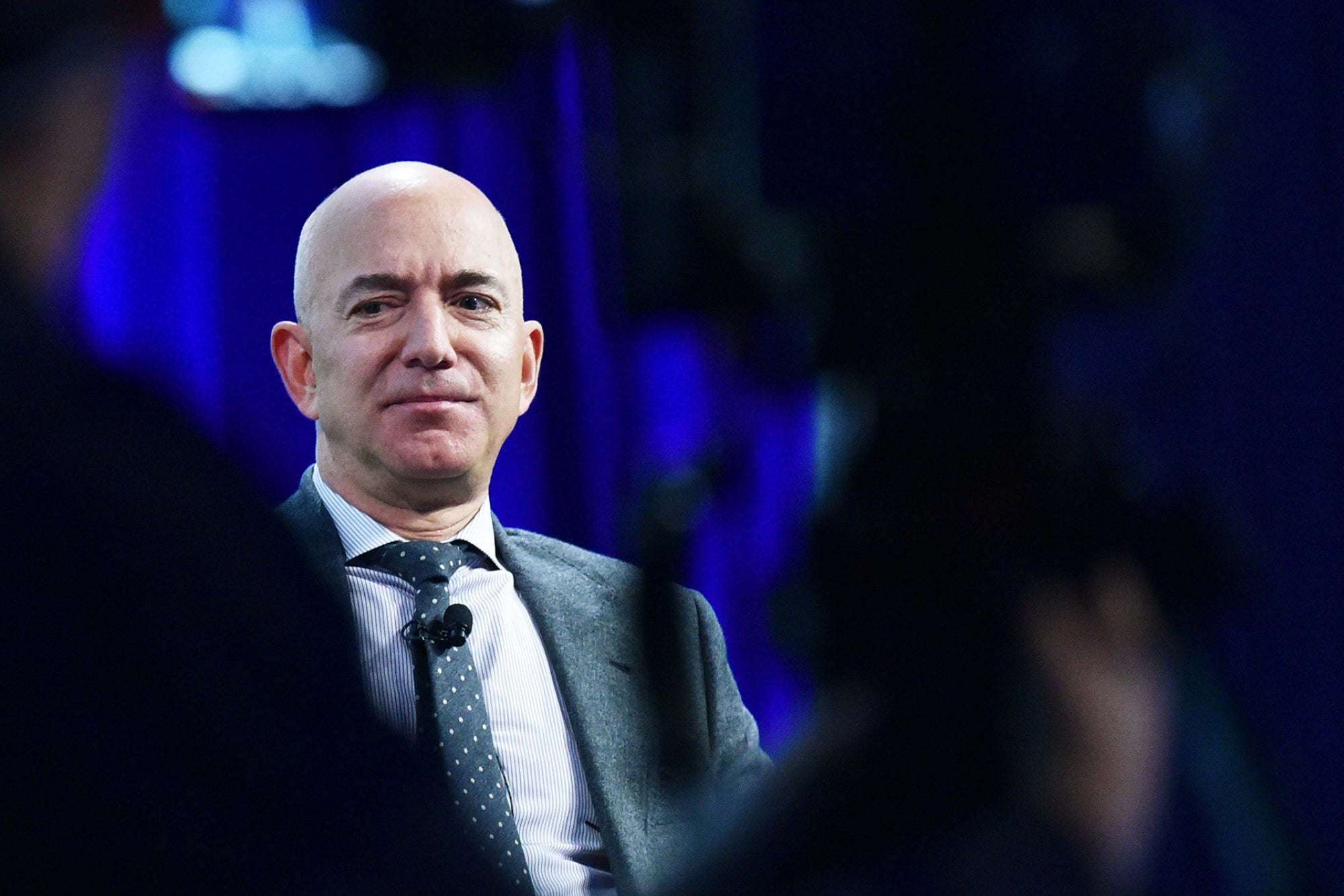 Jeff Bezos Chercherait À Acheter Une Équipe De La Nfl 2 Jeff Bezos chercherait à acheter une équipe de la NFL 1