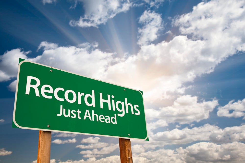3 Actions Proches D'Un Record À Acheter Maintenant 2 3 actions proches d'un record à acheter maintenant 1