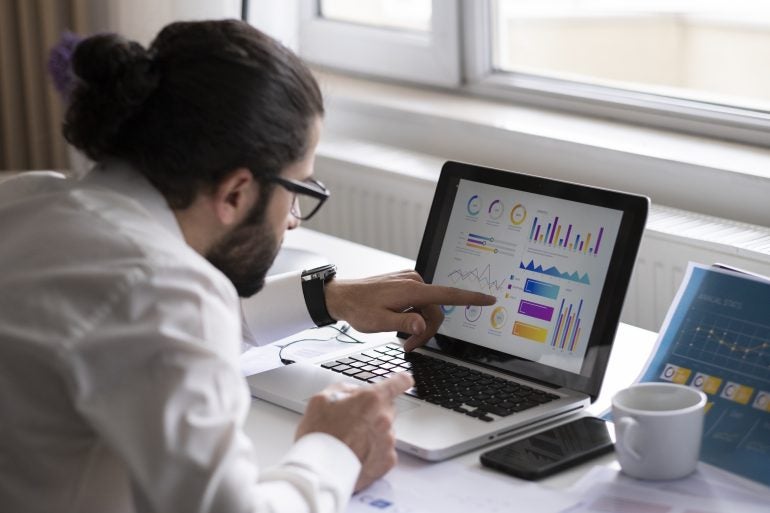 Connaître Ces 4 Indicateurs Financiers Commerciaux Pour Suivre Les Performances 2 Connaître ces 4 indicateurs financiers commerciaux pour suivre les performances 1
