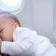 Comment Naviguer Dans Les Voyages En Avion Lorsque Vous Allaitez 1 Image for article titled How to Navigate Air Travel When You're Breastfeeding