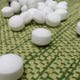 Comment Se Débarrasser De Cette Odeur De Moisi De Naphtaline 1 Image for article titled How to Get Rid of That Musty Mothball Smell