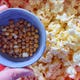 Le Moyen Le Plus Simple D'Obtenir Chaque Grain Non Éclaté De Votre Pop-Corn 1 Image for article titled The Easiest Way to Get Every Unpopped Kernel From Your Popcorn